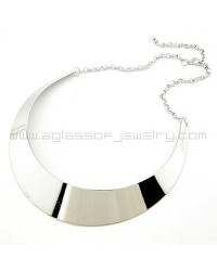 Glossy Metal Necklace